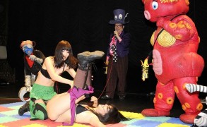 CATFIGHT VS PURORESU !