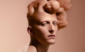 ALI MAHDAVI : CONSTRUIRE UNE CHIMÈRE