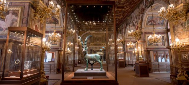 Collection Al Thani Hotel De La Marine Archives - Prussian Blue
